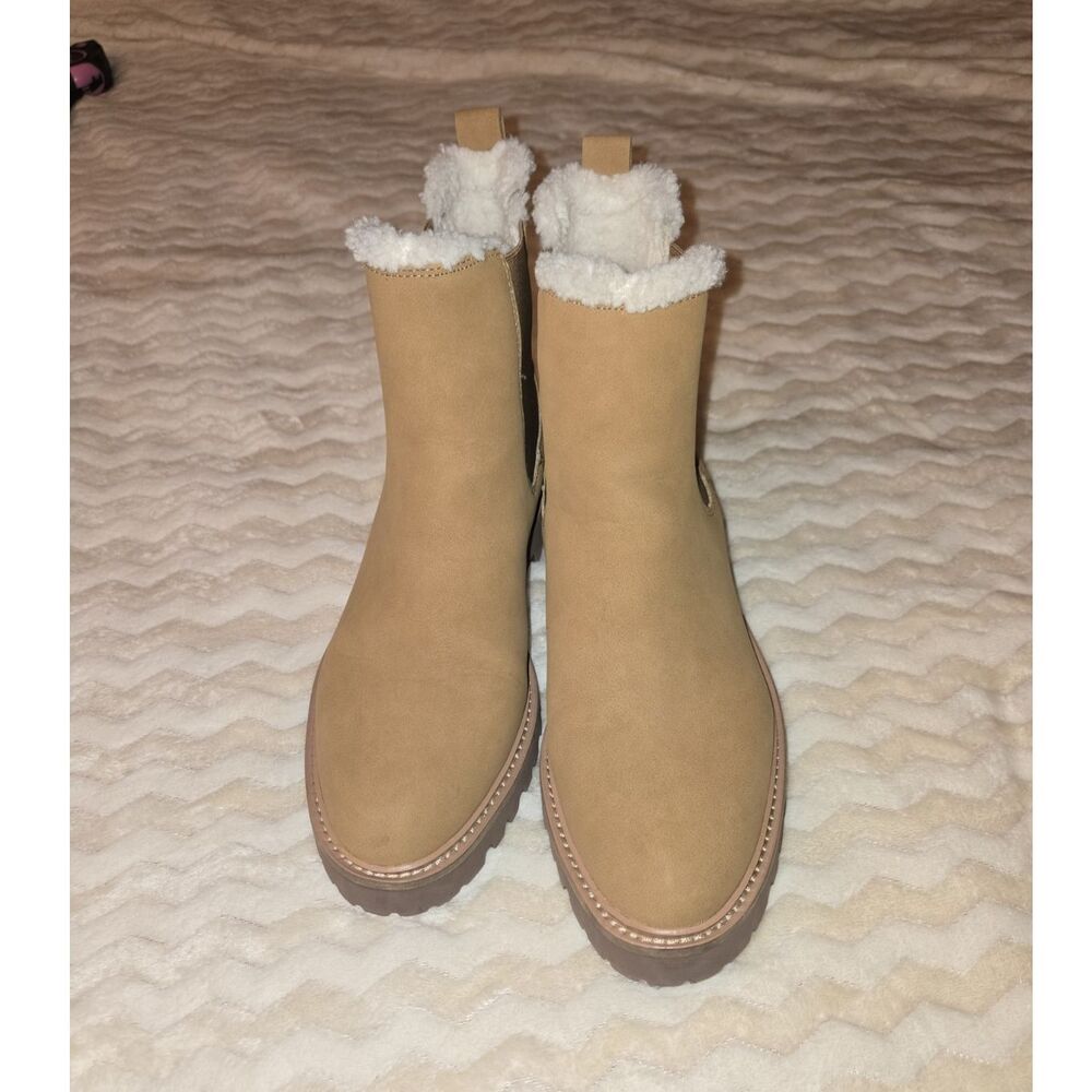 J.CREW Faux Fur Lined Tan Womens Chelsea Ankle Booties US 9.5